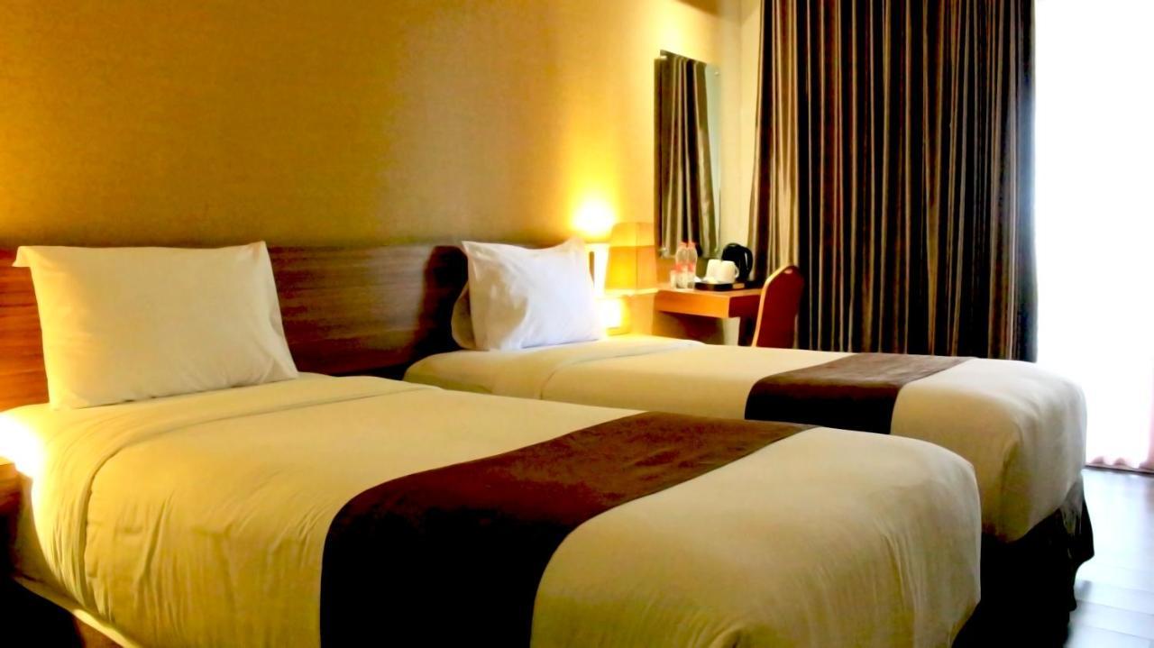 H Boutique Hotel Jogjakarta Yogyakarta Exterior photo